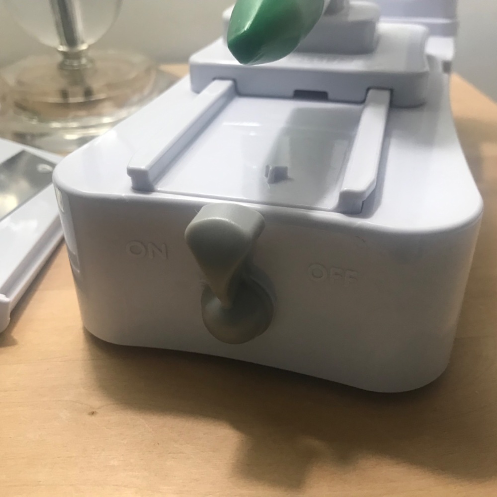 VeggittiPro Spiralizer - Picture 5 of 8